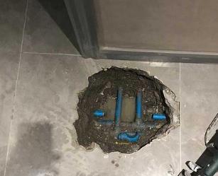 西峡阳台漏水维修公司分享下暖气管道漏水的原因有哪些